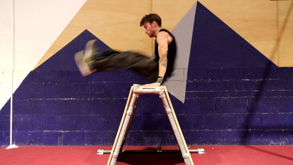 Franchissement d’un module mobile de parkour